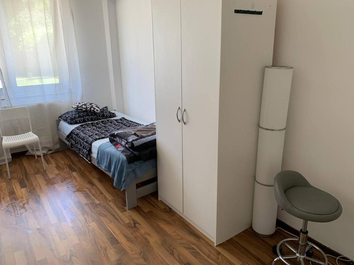 2 Zimmer Wohnung 1Min Messe Koeln Eksteriør bilde