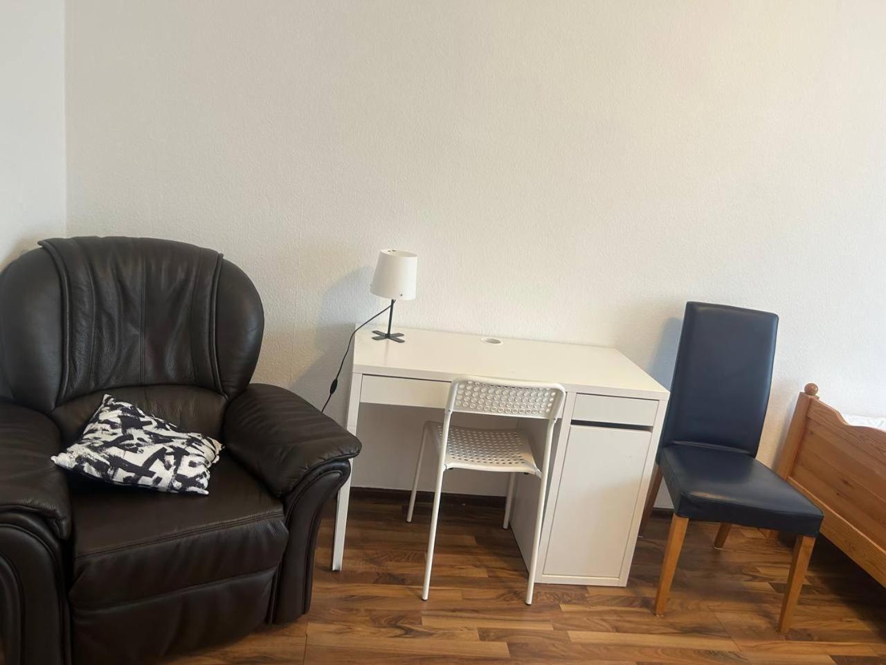 2 Zimmer Wohnung 1Min Messe Koeln Eksteriør bilde